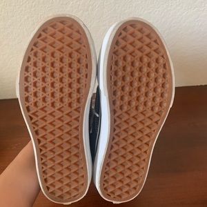 Size 2 platform Old Skool Vans